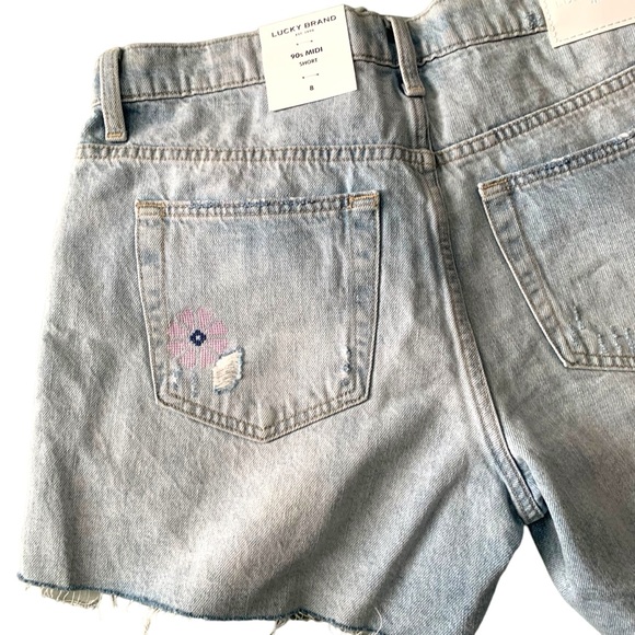 Lucky Brand floral Embroidered light wash distressed denim 90s midi shorts - Picture 7 of 9